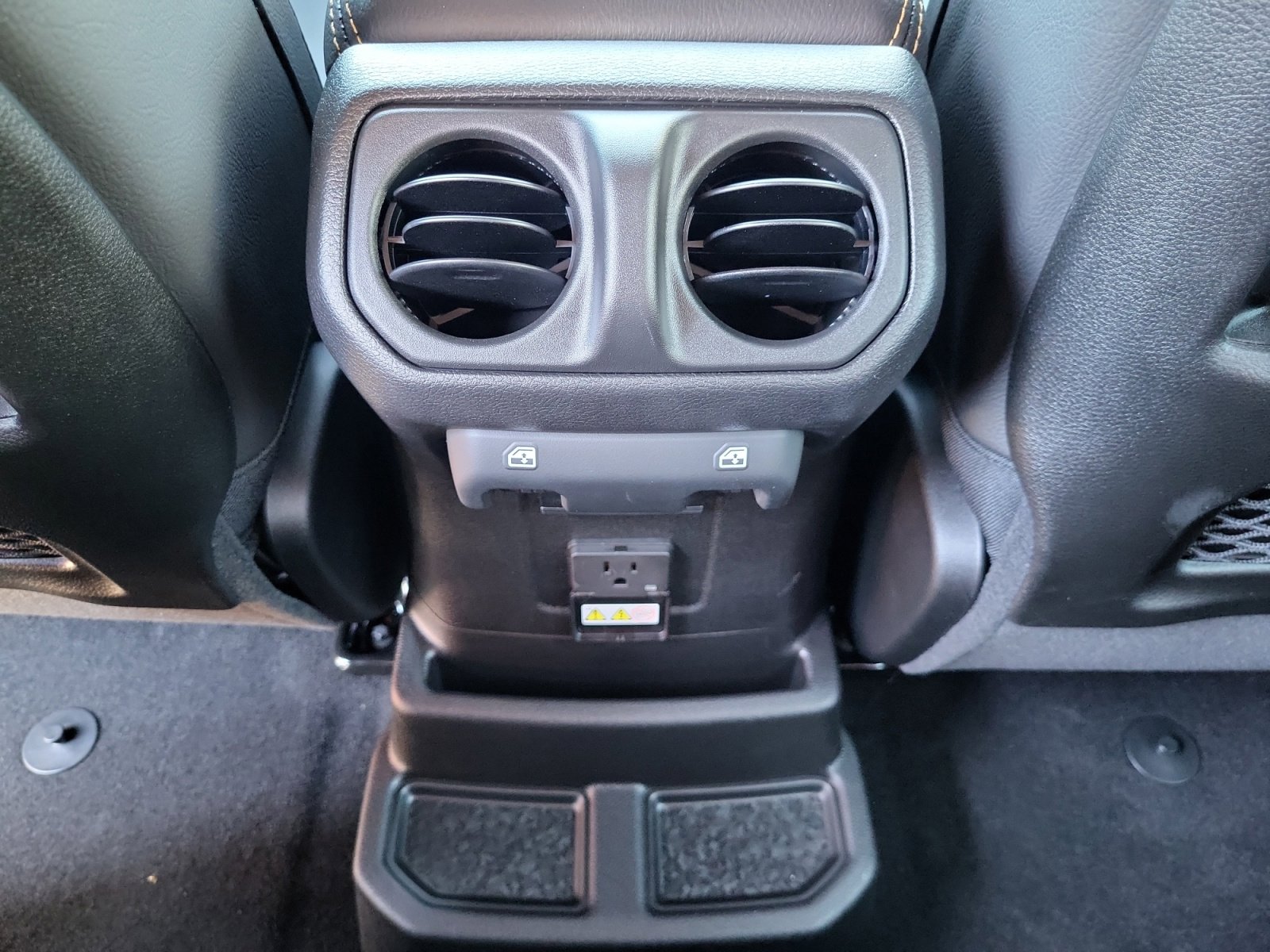 New 2025 Jeep Wrangler Sahara image 31
