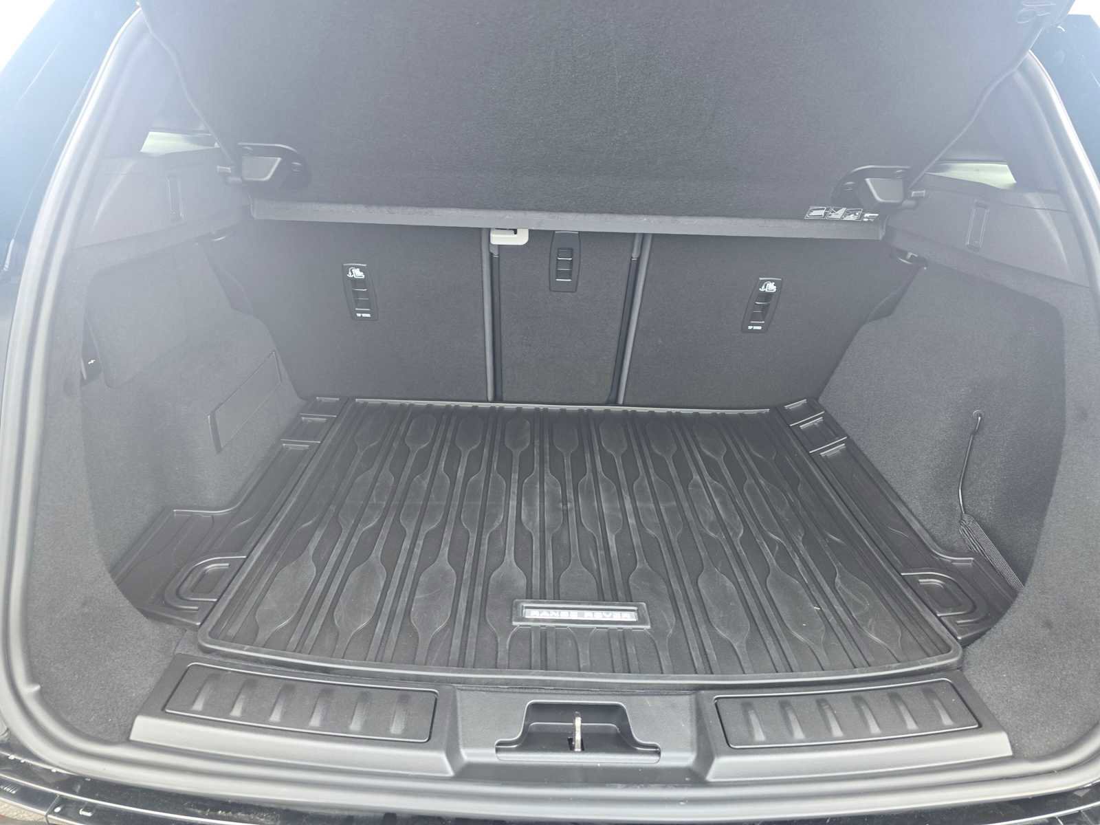 Used 2026 Land Rover Range Rover Evoque S image 17