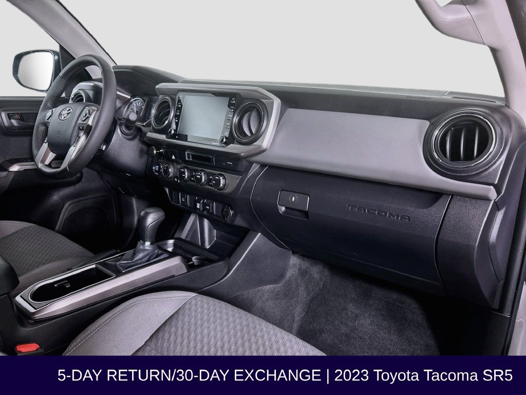 Used 2023 Toyota Tacoma SR5 AWD/4WD image 31