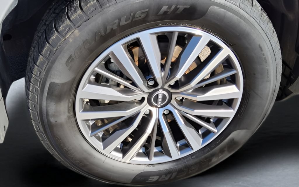 Used 2024 Nissan Armada SL AWD/4WD image 46
