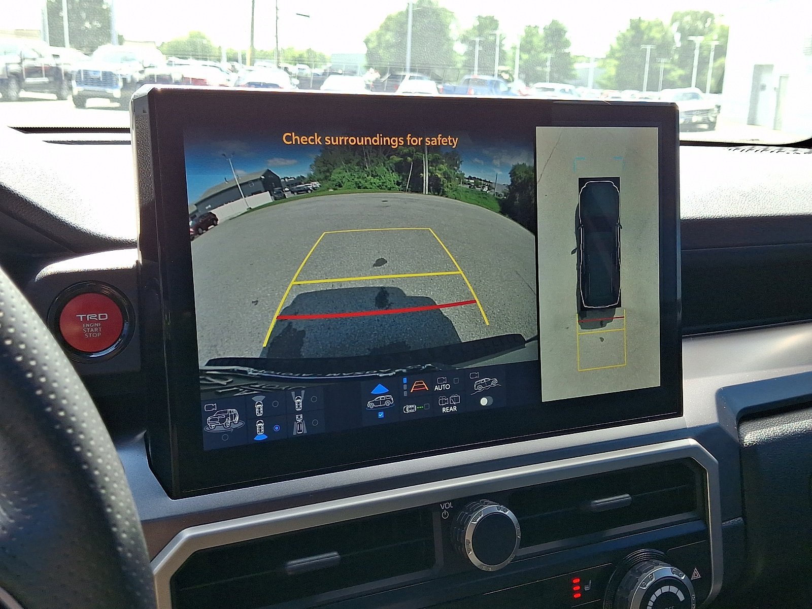 Certified 2025 Toyota 4Runner TRD Off-Road Premium w/ Tow Technology Package AWD/4WD image 21