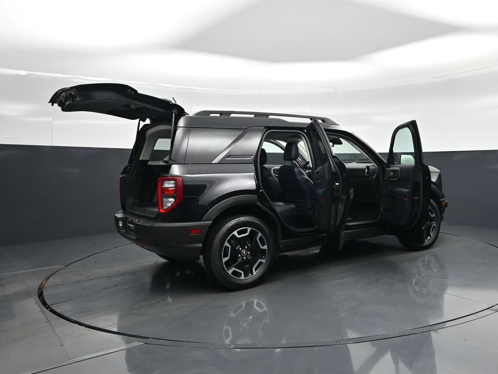 Used 2023 Ford Bronco Sport Outer Banks w/ Tech Package AWD/4WD image 6