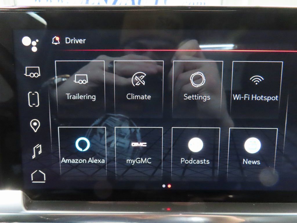 Used 2024 GMC Sierra 3500 SLE w/ SLE Convenience Package image 18