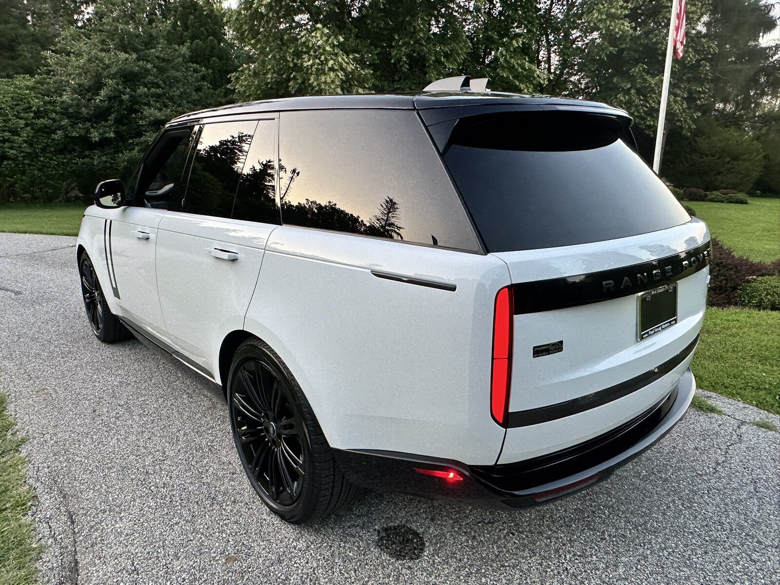 Used 2023 Land Rover Range Rover SE AWD/4WD image 8
