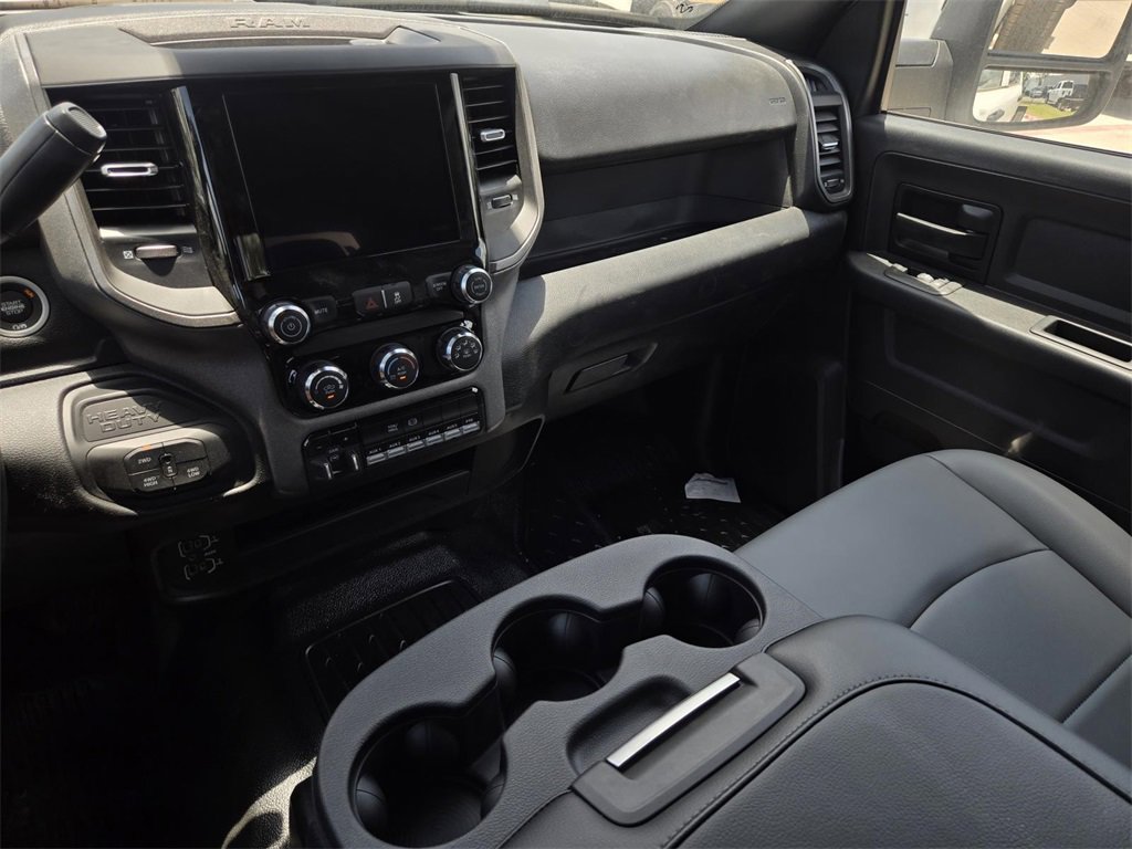 New 2025 RAM 3500 Tradesman w/ Chrome Appearance Group image 20