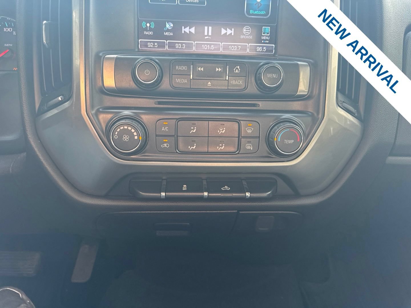 Used 2019 Chevrolet Silverado 1500 LT AWD/4WD image 25