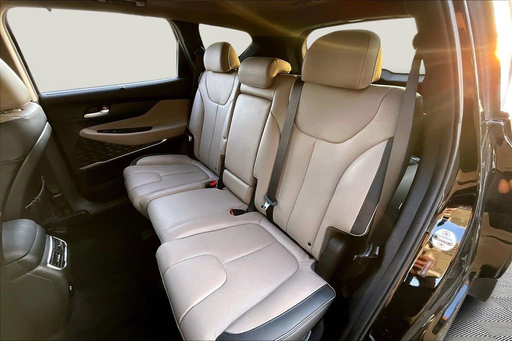 Used 2023 Hyundai Santa Fe Limited image 19