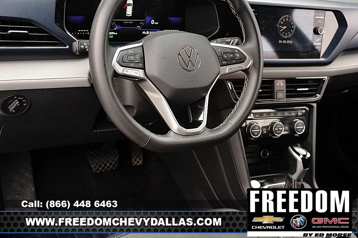 Used 2024 Volkswagen Taos SE FWD image 21
