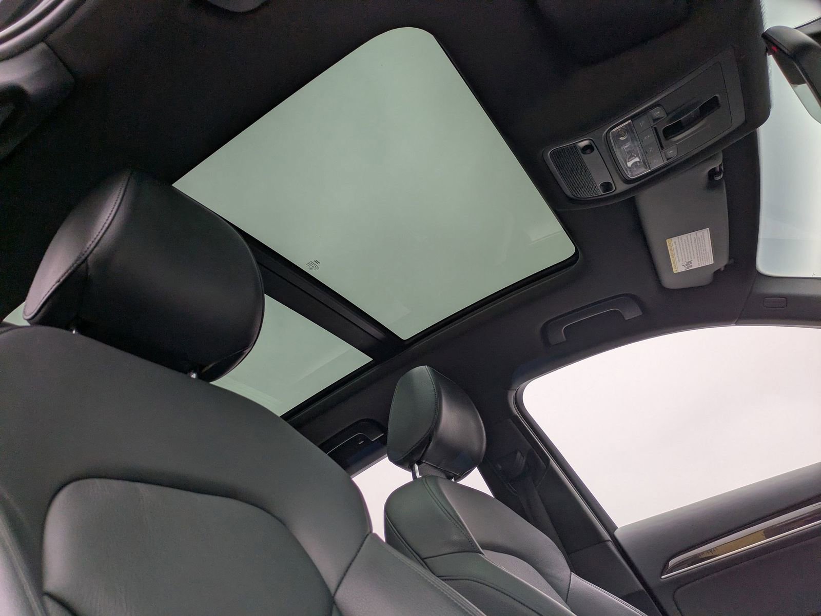 Used 2018 Audi Q3 2.0T Premium FWD image 22