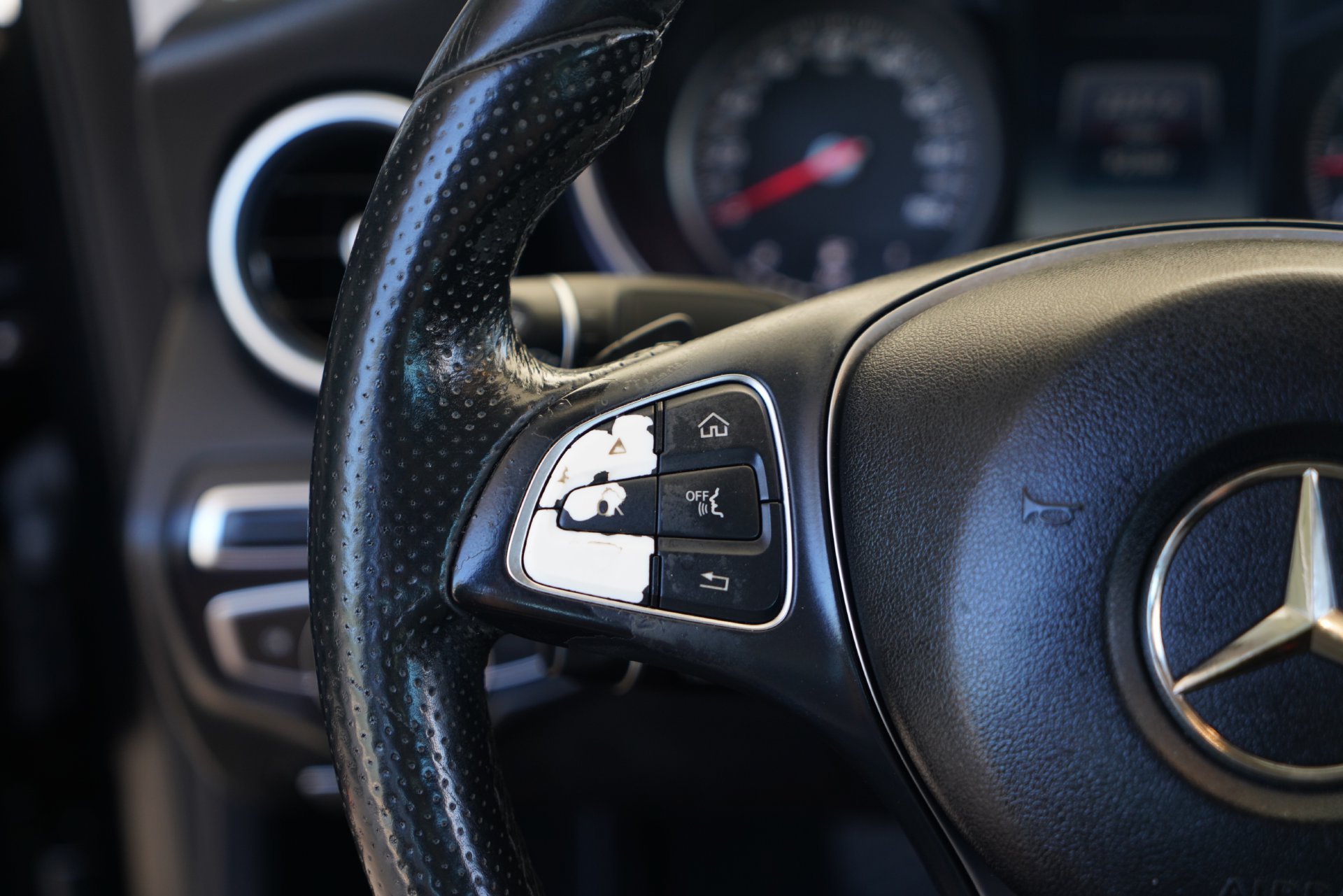 Used 2016 Mercedes-Benz C 300 Sedan image 13