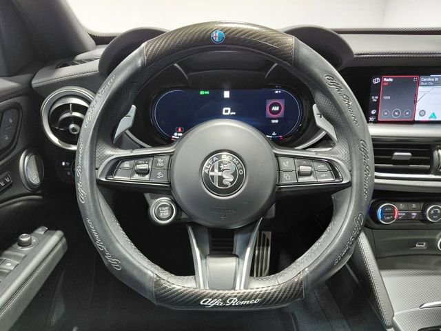 Used 2024 Alfa Romeo Stelvio Veloce image 35