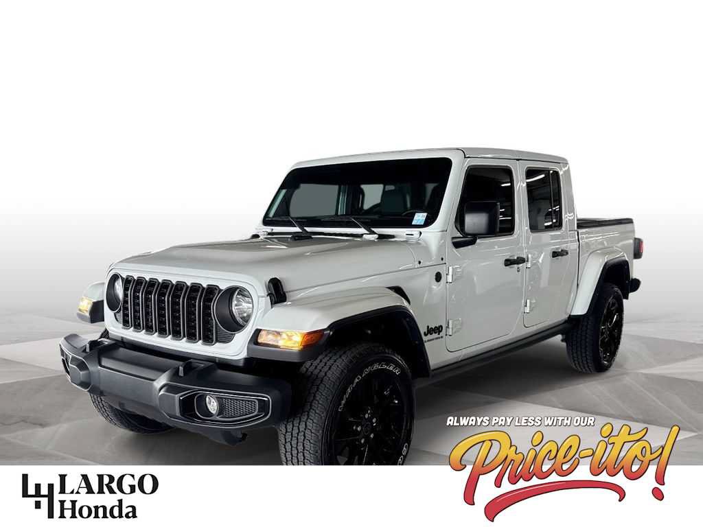 Used 2025 Jeep Gladiator Sport