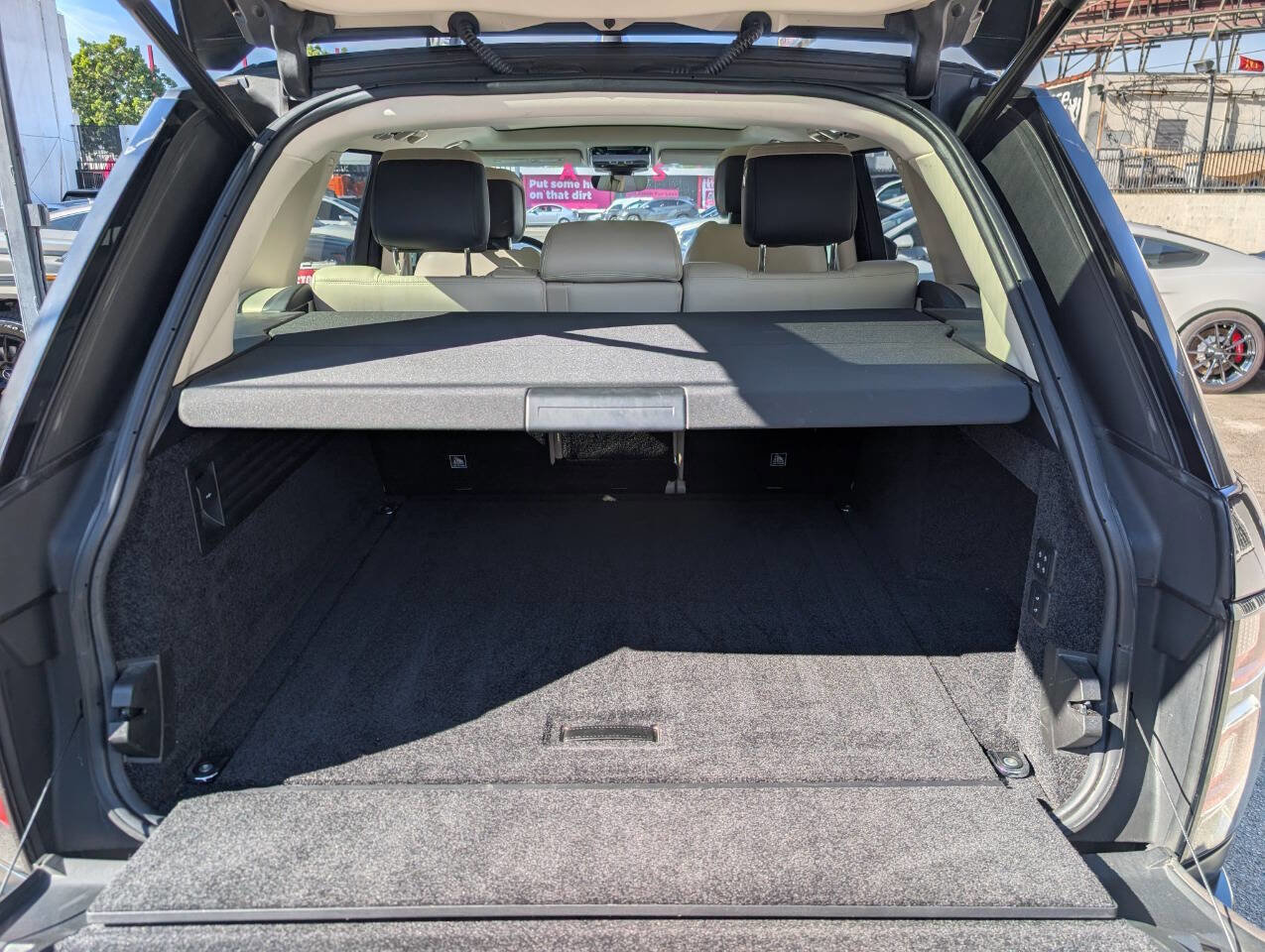 Used 2018 Land Rover Range Rover HSE AWD/4WD image 37