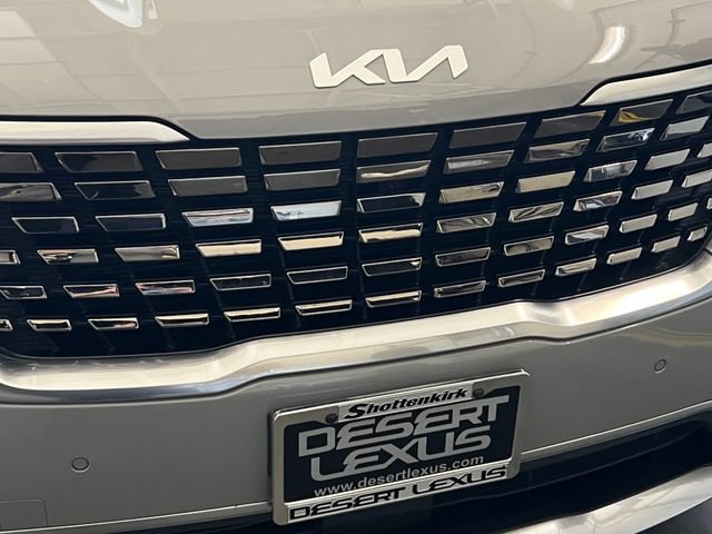 Used 2022 Kia Carnival SX Prestige FWD image 16