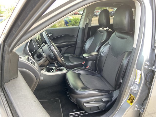 Used 2019 Jeep Compass Latitude image 17
