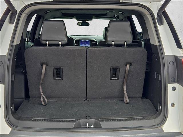 Used 2017 GMC Acadia SLT image 6