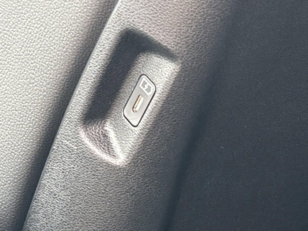 New 2026 Hyundai Santa Fe Limited image 25