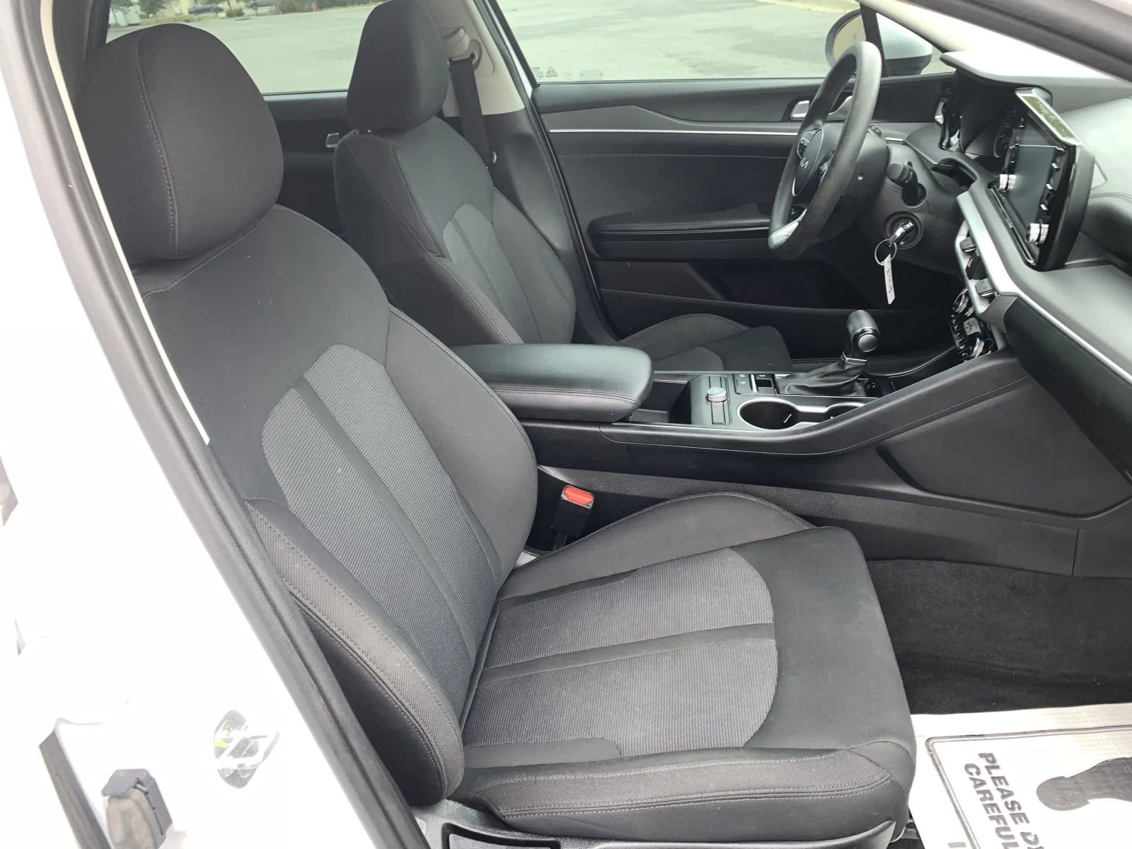 Used 2022 Kia K5 LX FWD image 26