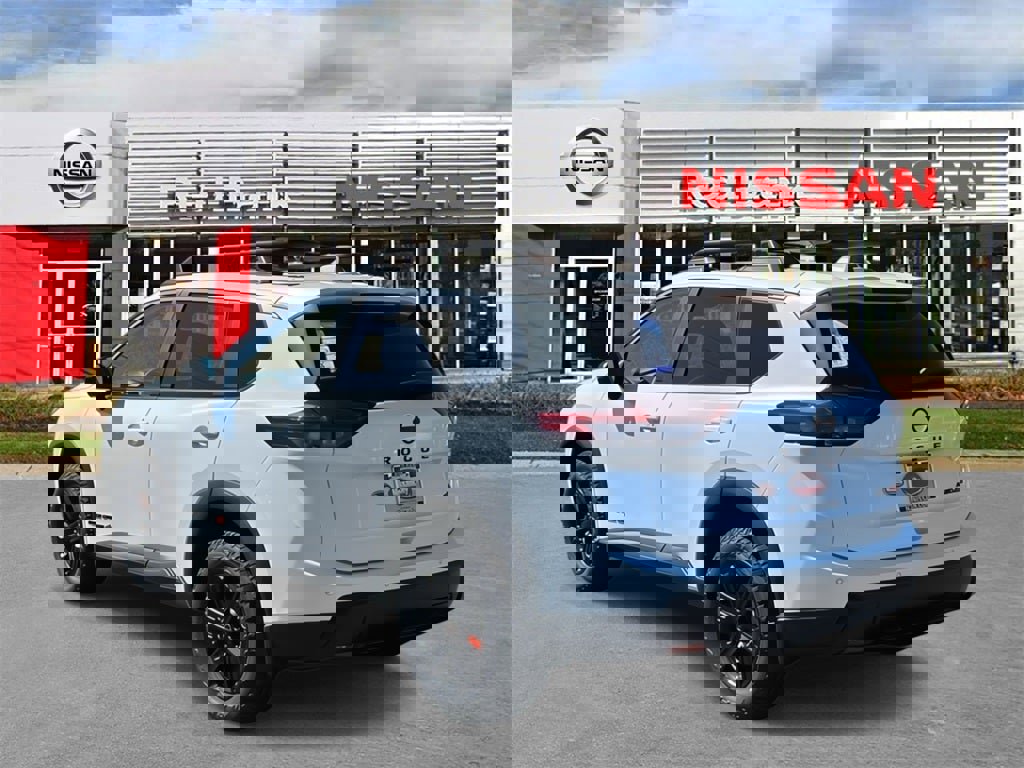New 2026 Nissan Rogue SV image 4