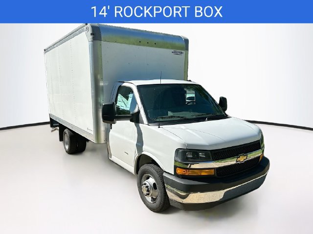 New 2026 Chevrolet Express 3500 w/ Power Convenience Package
