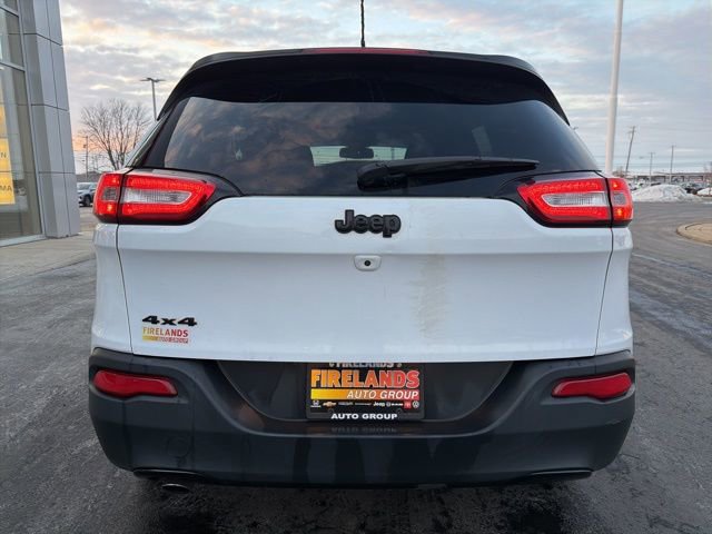Used 2016 Jeep Cherokee Latitude w/ Cold Weather Group image 6