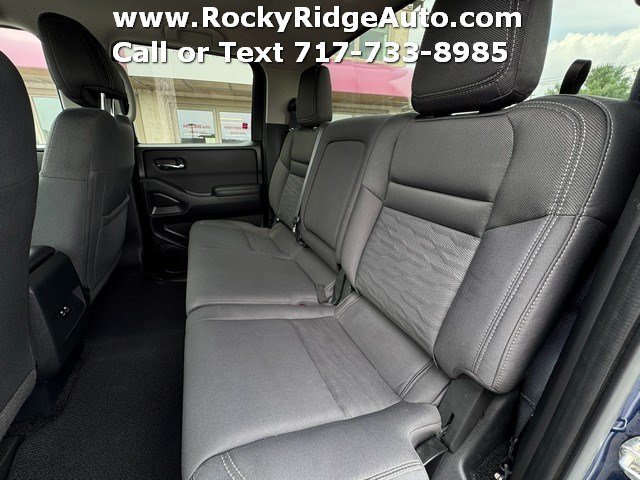 Used 2023 Nissan Frontier SV w/ Tow Package AWD/4WD image 31