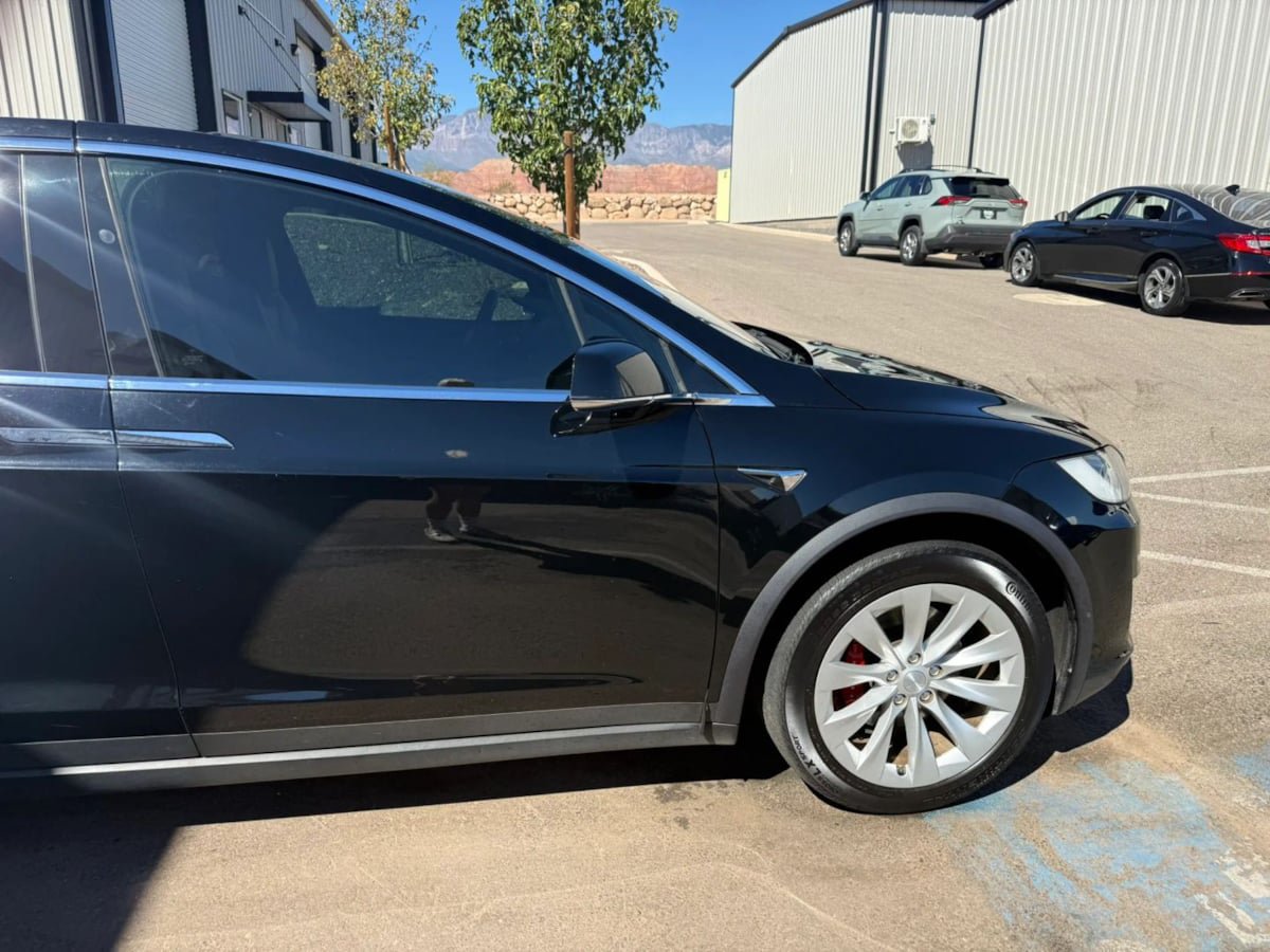 Used 2019 Tesla Model X Performance AWD/4WD image 11