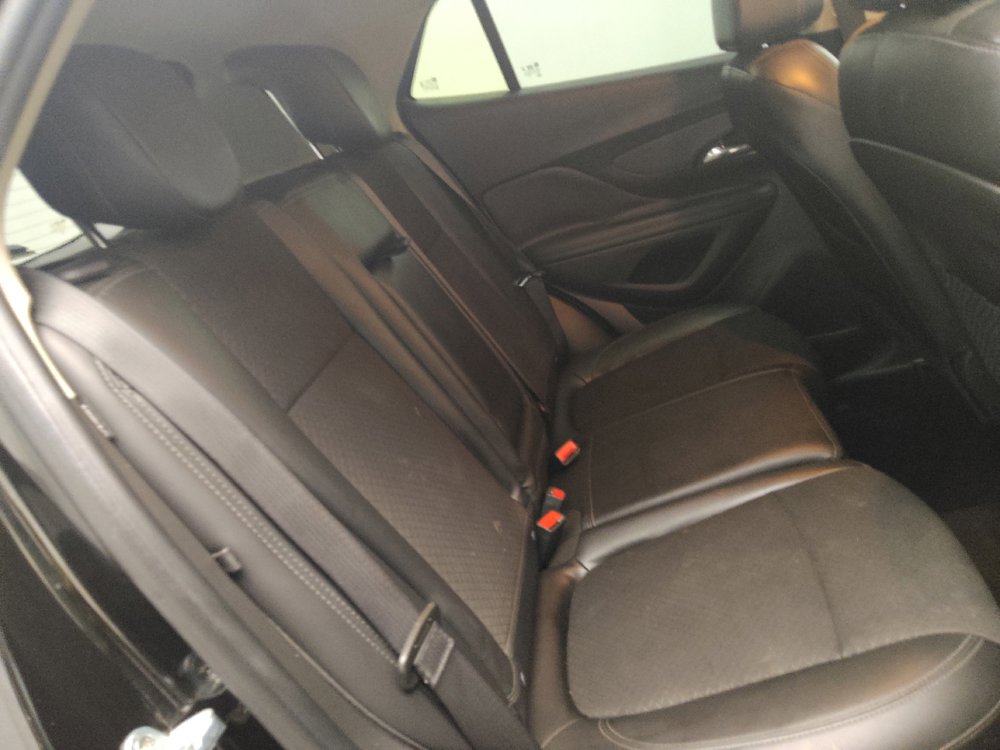 Used 2021 Buick Encore Preferred FWD image 19