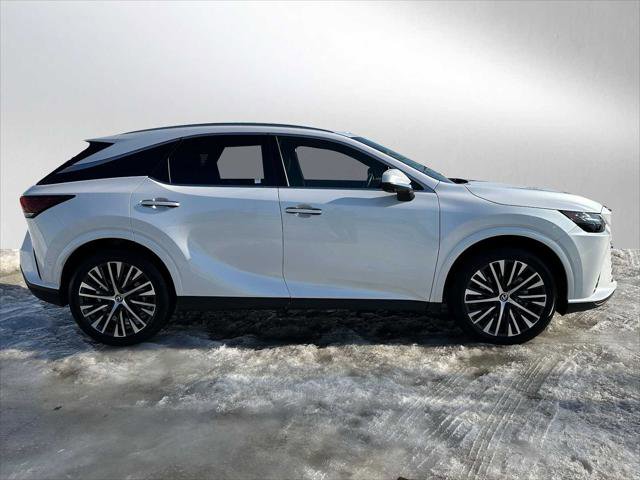 Used 2024 Lexus RX 350 w/ Convenience Package image 2