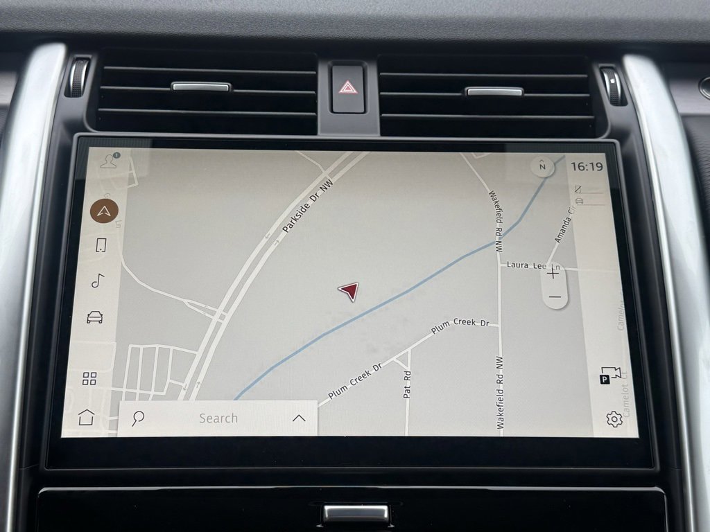 New 2025 Land Rover Discovery Dynamic SE image 25