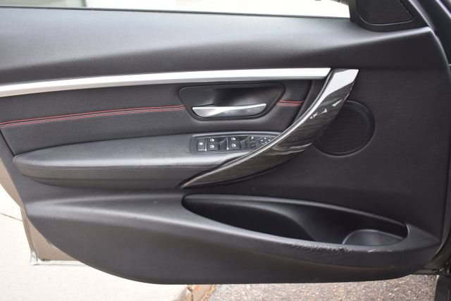 Used 2016 BMW 328i xDrive Sedan w/ Technology Package image 14