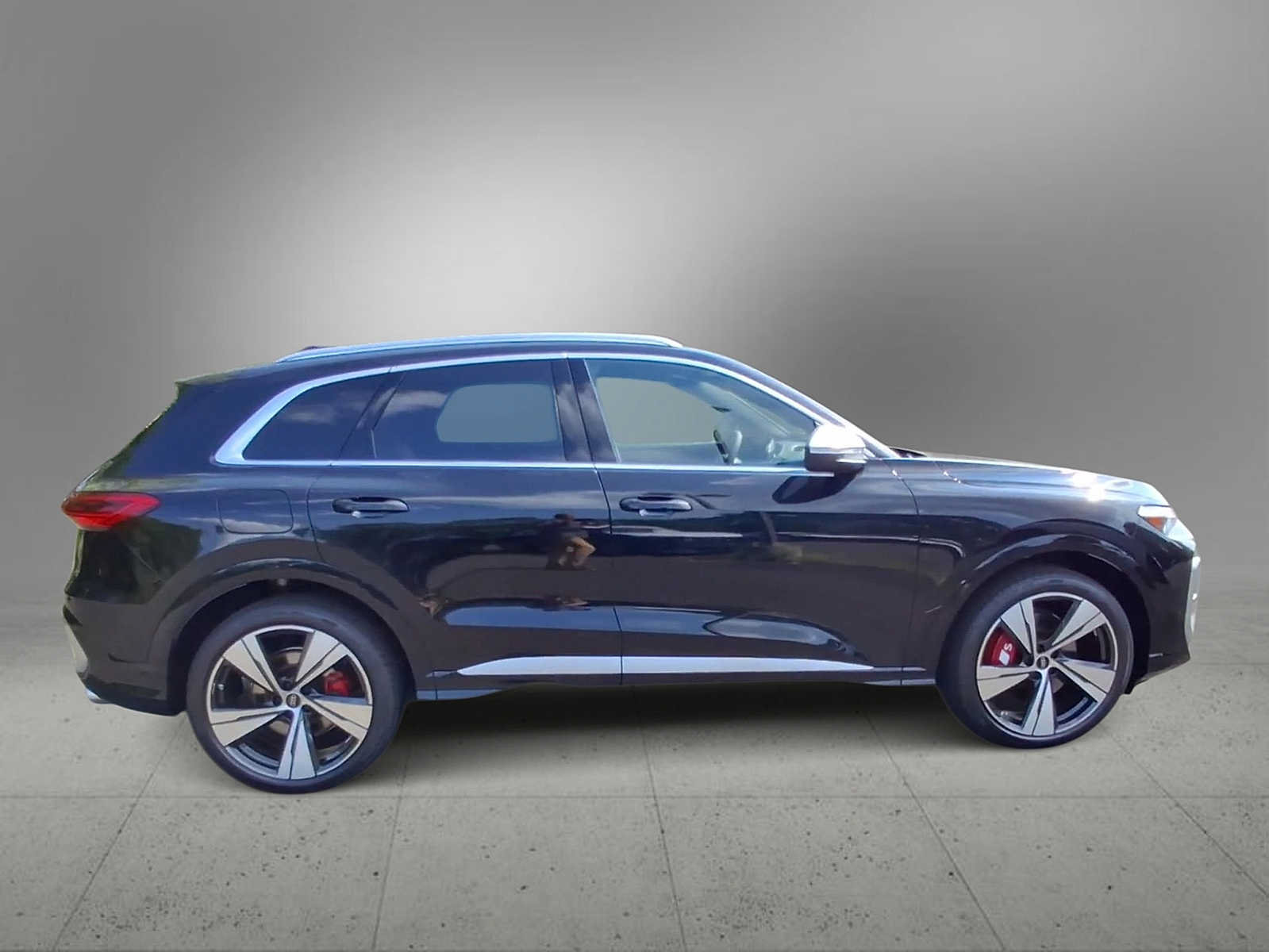 New 2026 Audi SQ5 Premium AWD/4WD image 9