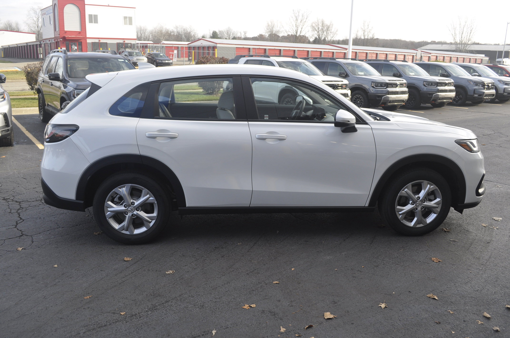 Certified 2025 Honda HR-V LX image 8