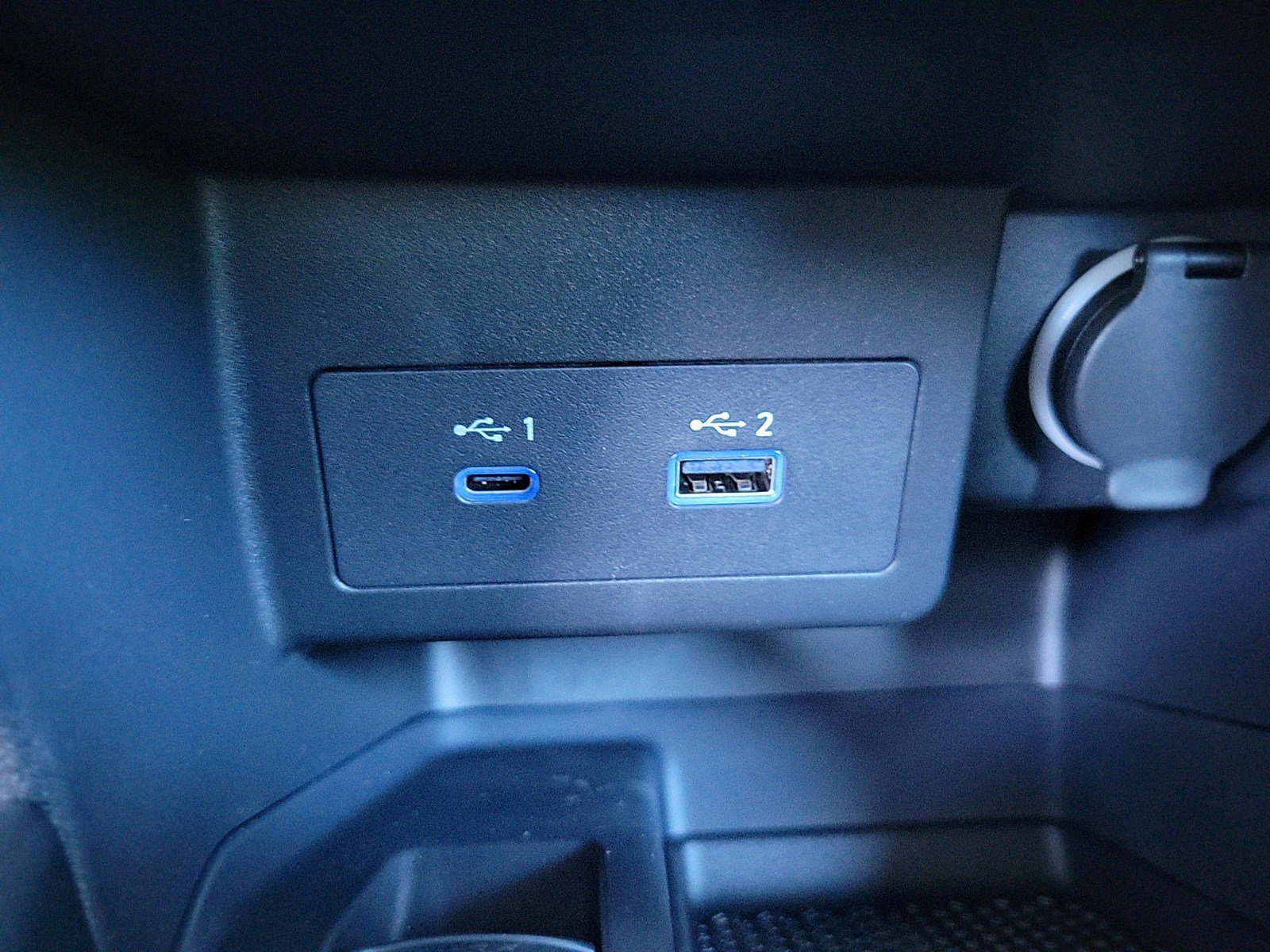 New 2024 Nissan Kicks SV w/ Interior Electronics Package image 24