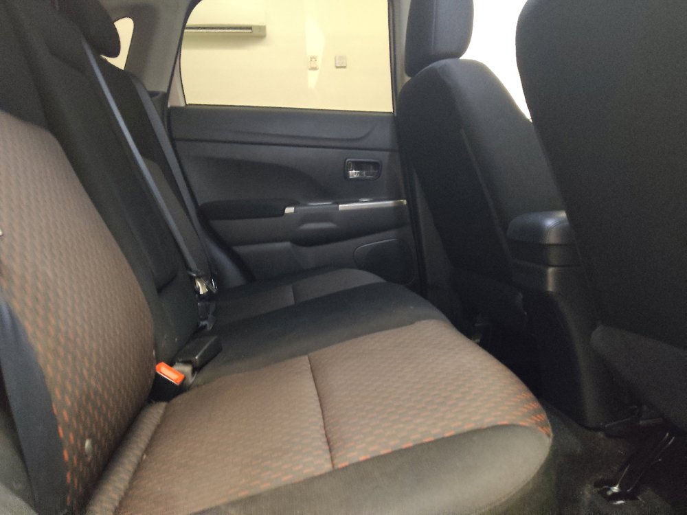 Used 2019 Mitsubishi Outlander Sport ES FWD image 19