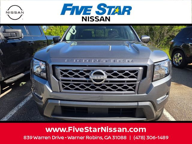 Used 2024 Nissan Frontier SV w/ SV Convenience Package image 2