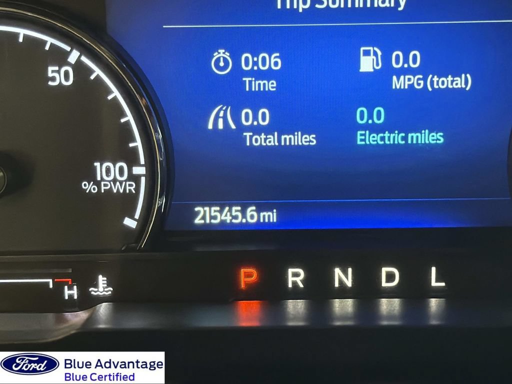 Used 2022 Ford Maverick Lariat w/ Lariat Luxury Package FWD image 2