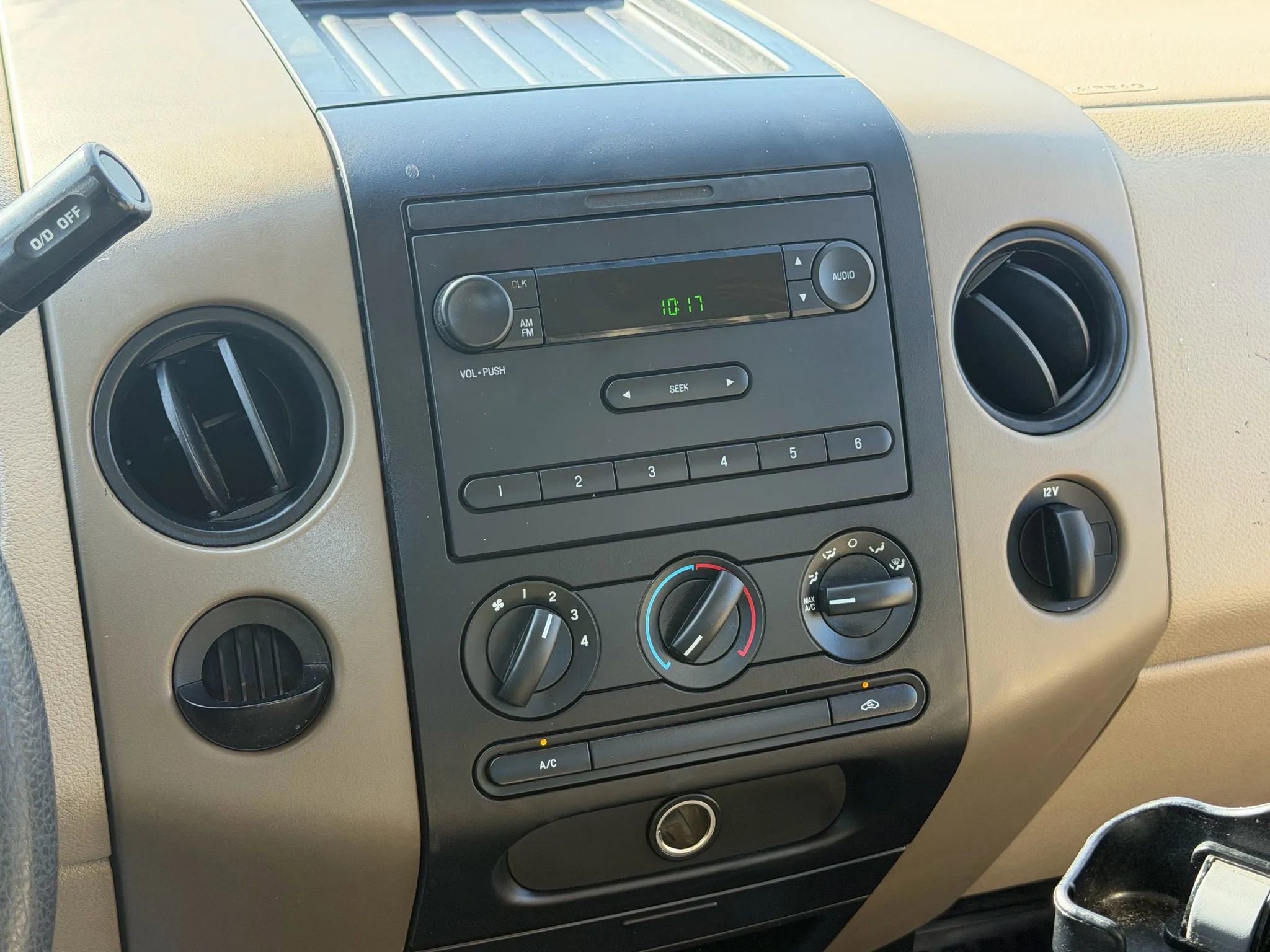 Used 2007 Ford F150 XL image 12