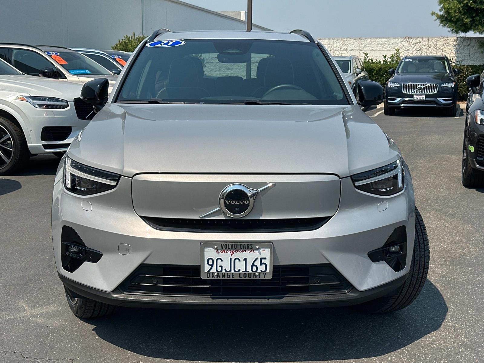 Certified 2023 Volvo XC40 Recharge Ultimate image 2