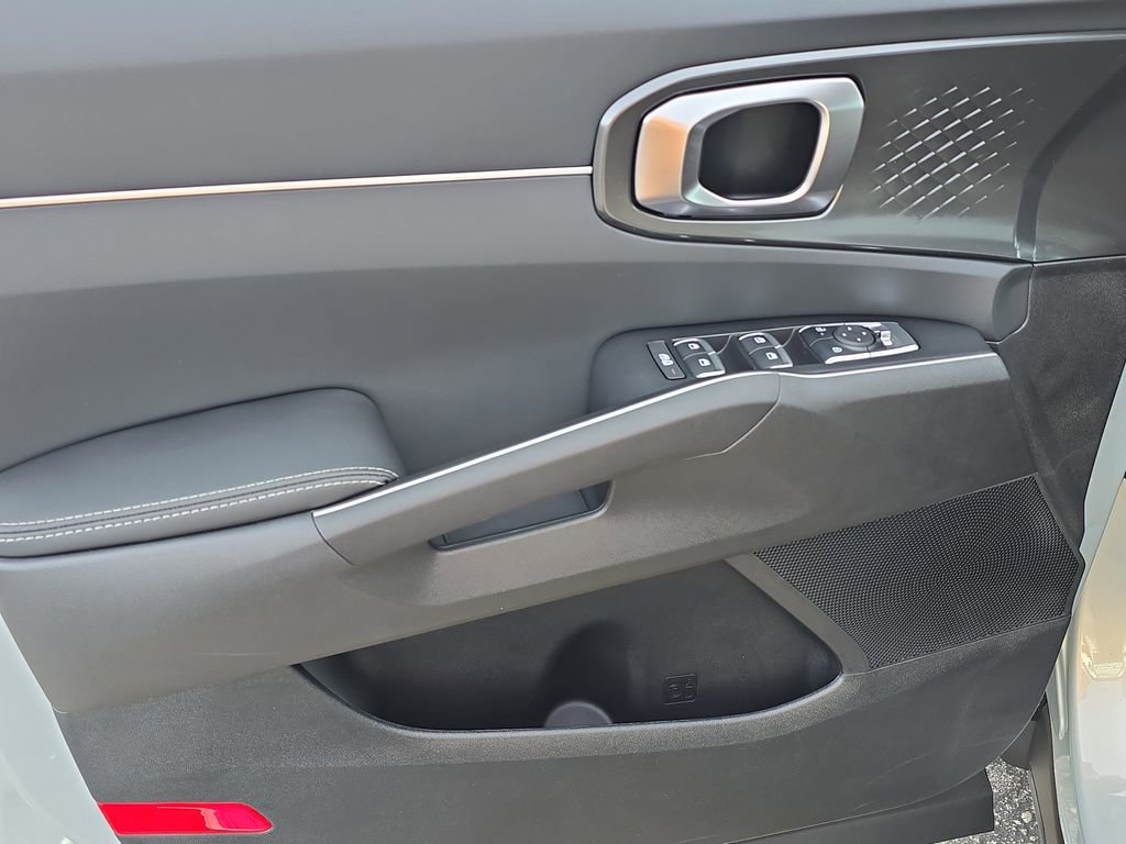 New 2026 Kia Sorento S w/ S Panoramic Sunroof Package image 19
