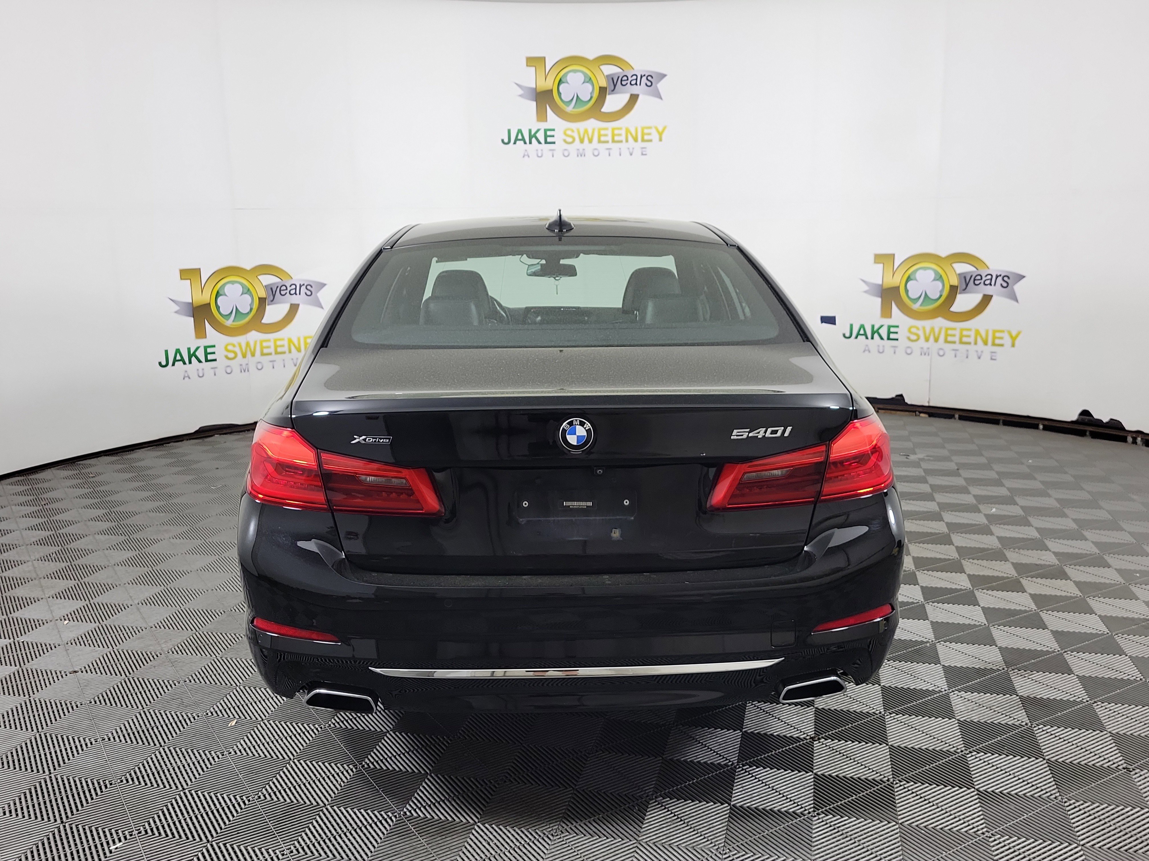 Used 2020 BMW 540i xDrive w/ Executive Package AWD/4WD image 3