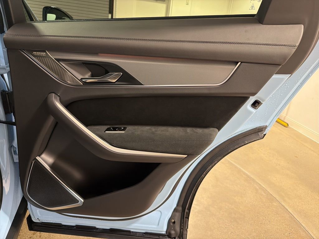 New 2026 Jaguar F-PACE SVR image 26