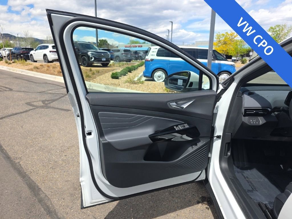 Certified 2023 Volkswagen ID.4 Pro S AWD/4WD image 10