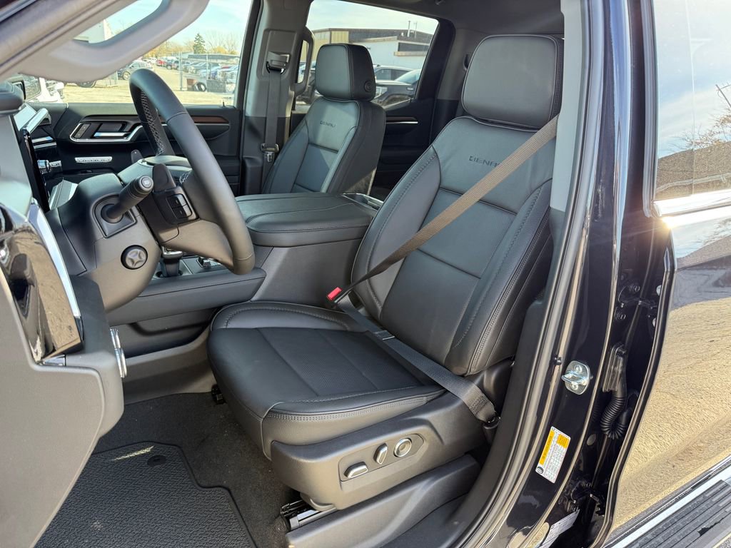 New 2026 GMC Sierra 1500 Denali w/ Technology Package image 15