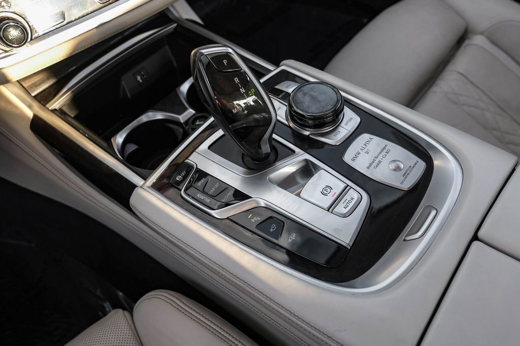 Used 2019 BMW ALPINA B7 xDrive w/ Luxury Rear Seating Package image 25