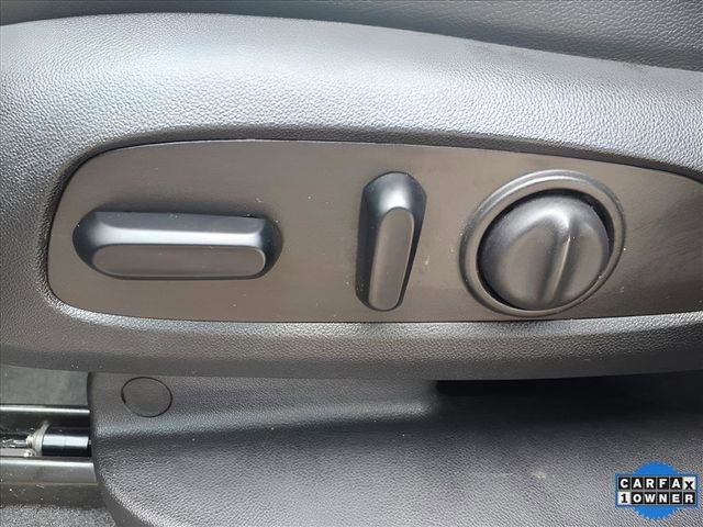 Used 2023 Chevrolet Equinox Premier image 25