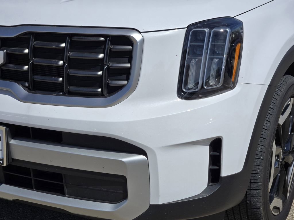 Used 2025 Kia Telluride S image 7
