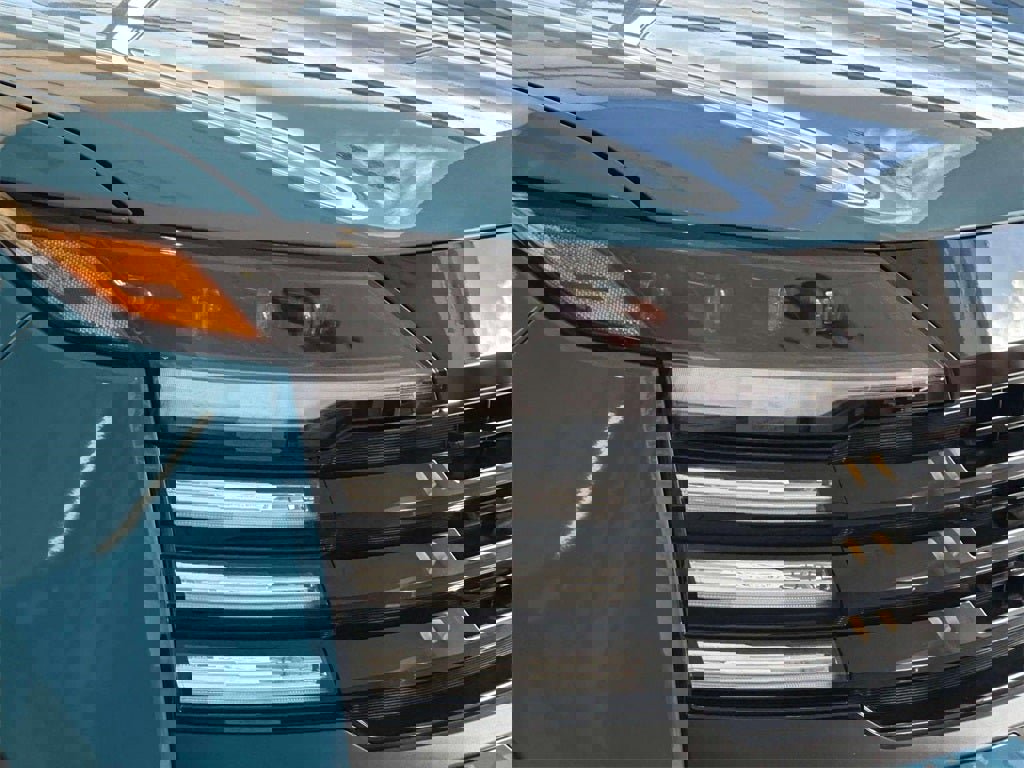 New 2026 Nissan Kicks SR w/ SR Premium Package image 8