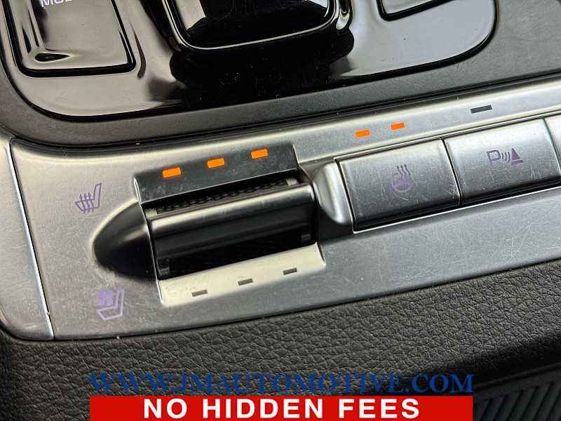 Used 2025 Kia Carnival SX Prestige image 35