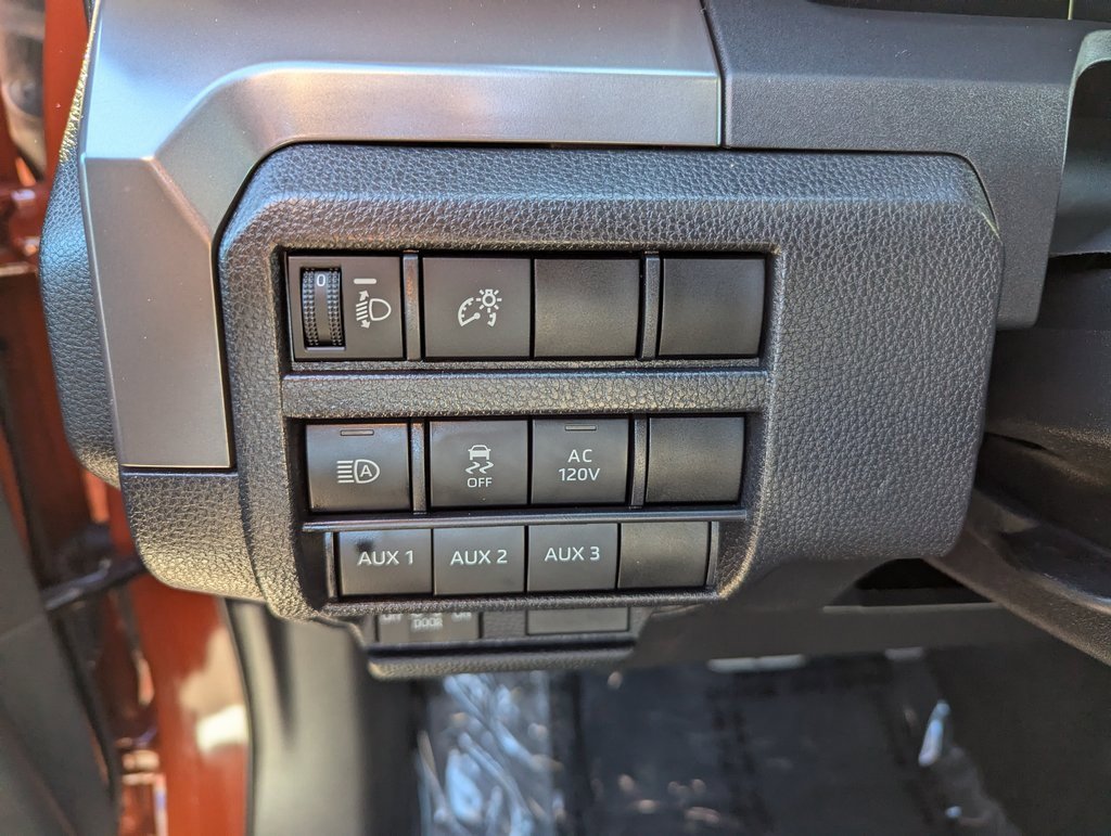 Used 2025 Toyota Tacoma TRD Sport image 14